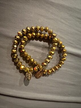 Snaffle Bit Bracelet Company set of 2 Gold bracelets *like new*